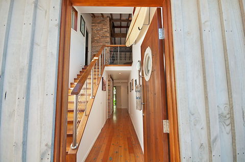A PERFECT STAY - The Hawk At Wategos - Australia Accommodation 2