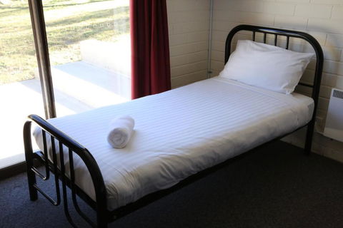 Alpha 8 - Australia Accommodation 1