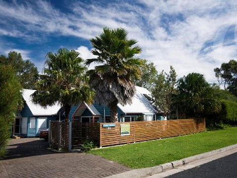 Affordable Twin Peaks 2 - Australia Accommodation 3