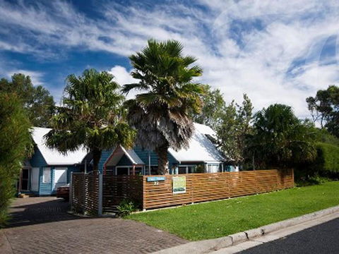 Affordable Twin Peaks 2 - Australia Accommodation 5