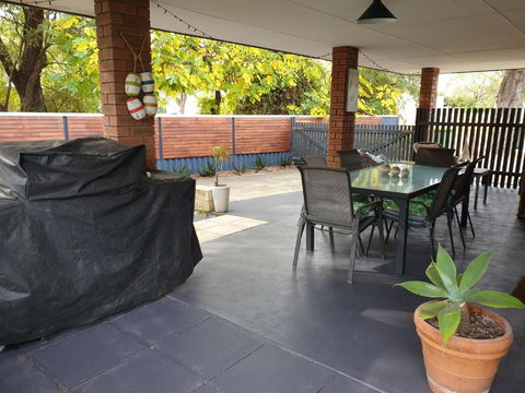 Abbey Beach Cottage - Australia Accommodation 5