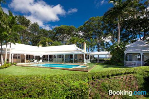 Sunrise At Sanquar Noosa Hinterland - Australia Accommodation 2