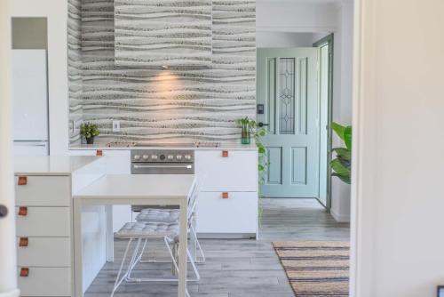 Kawana Waters QLD Australia Accommodation