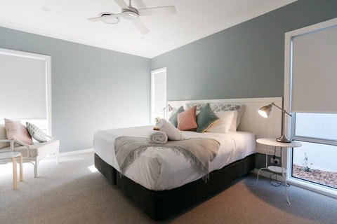 Figtree Cottage - Australia Accommodation 5