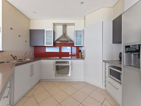 Aqua Shores Penthouse - Australia Accommodation 1