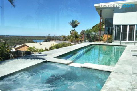 Coolangatta Gold - Australia Accommodation 1