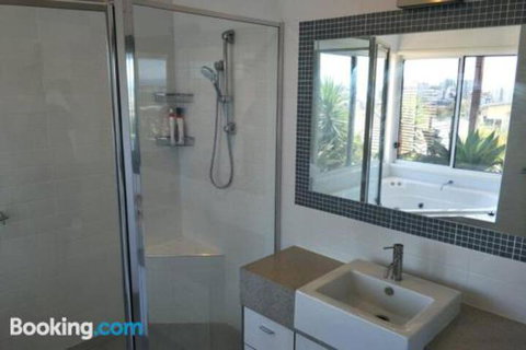Coolangatta Gold - Australia Accommodation 6