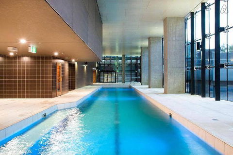 A Stylish 2BR CBD Apt With Beautiful City Views - Australia Accommodation 6