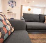 Contemporary Esprit with river reserve access - Australia Accommodation