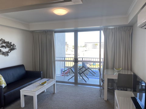 Airtrip Apartments On River Street - Australia Accommodation 4