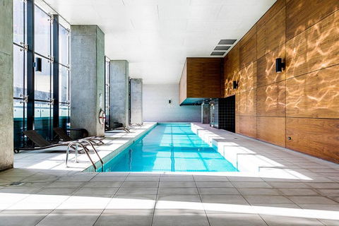 A Stylish & Cozy Studio Next To Southern Cross - Australia Accommodation 3