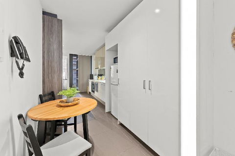 A Stylish & Comfy CBD Studio Near Southern Cross - Australia Accommodation 4