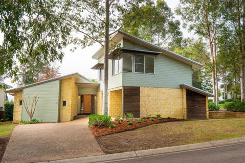 RUST - Australia Accommodation 6