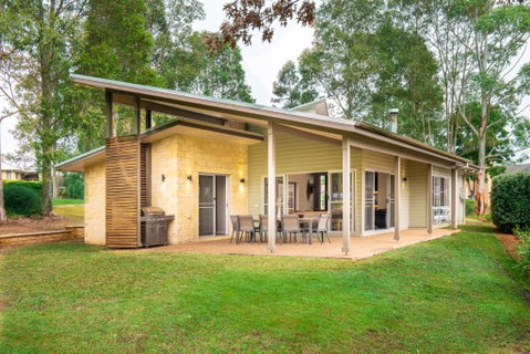 RUST - Australia Accommodation 3