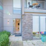 Stylish 3 Bedroom Condo - Australia Accommodation 0