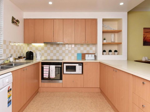 Villa Joie De Vie Located Within Cypress Lakes - Australia Accommodation 6