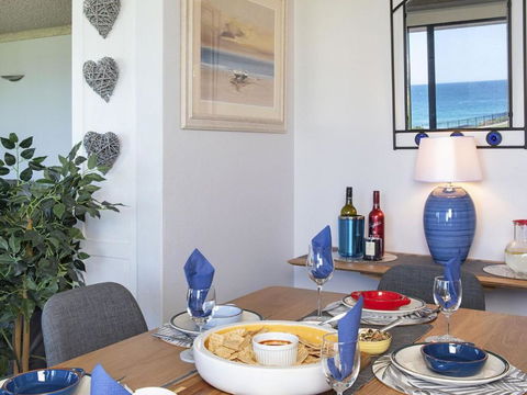 At The Beach Kiama Surf Beach At Your Doorstep - Australia Accommodation 3