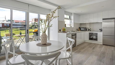 Salt 4 Getaway Luxury For 2 - Australia Accommodation 6