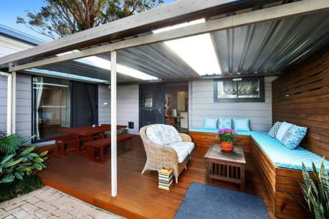 Comfortable Queen Sized Room Near Tuggerah Lake - Australia Accommodation 5