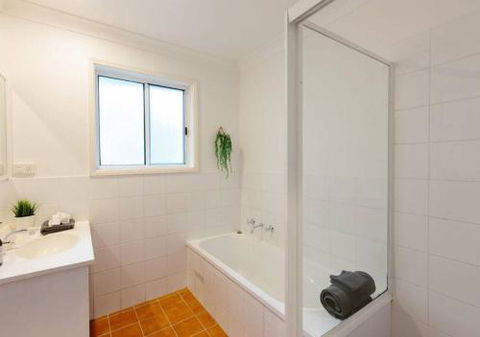 Seagrass House Modern North Avoca Oasis - Australia Accommodation 1