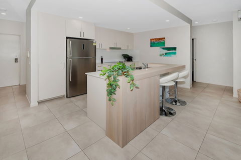 Apartment Near City On Lake 3 - Australia Accommodation 6