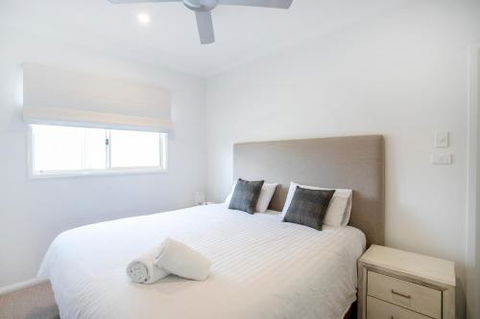 Aegean On The Beach - Australia Accommodation 3