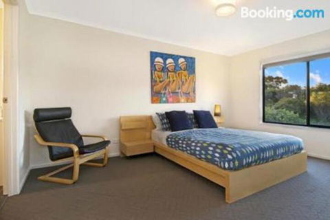 A One One Two At Island Beach - Australia Accommodation 2