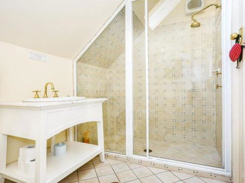 LAVENDER COTTAGE Alpine Southern Highlands 4pm Check Out Sundays - Australia Accommodation 1