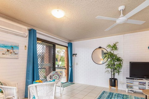 Air Conditioned Unit Stones Throw To The Waterfront - Australia Accommodation 3