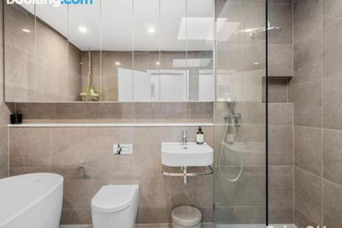 Modern Family Retreat 12 Minell Close - Australia Accommodation 2