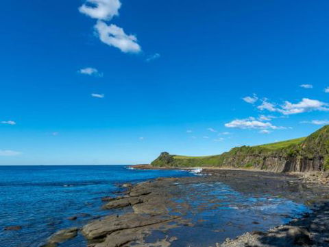 COASTLINE Boat Harbour Gerringong 4pm Check Out Sundays - Australia Accommodation 4