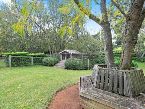 Mirrabooka Burrawang Beautiful Home & 3 Acres Of Gardens In The Southern Highlands - Australia Accommodation 1