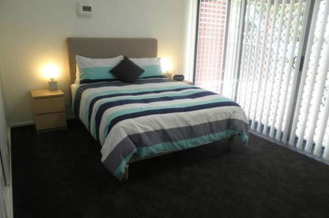 Almonta Apartments On The Water Front - Australia Accommodation 3