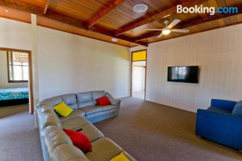 Cottage On River - Australia Accommodation 1