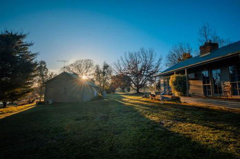 Acheron Valley Lakefront Cottages - Australia Accommodation 5