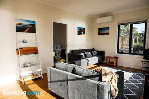 Rockpool Cottage - Australia Accommodation 6