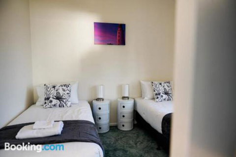 Rockpool Cottage - Australia Accommodation 2