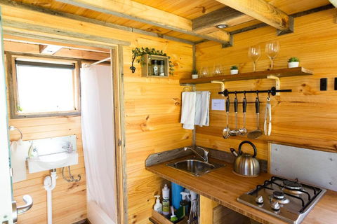 Ardingly Tiny House - Australia Accommodation 1