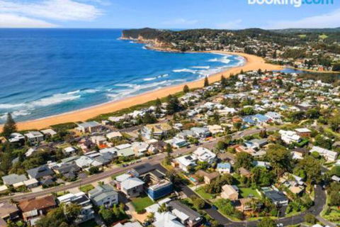 Beachfront Delight 14b Bareena Avenue - Australia Accommodation 0