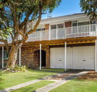 TREETOPS at WERRI BEACH Gerringong 4pm Check Out on Sundays - Australia Accommodation