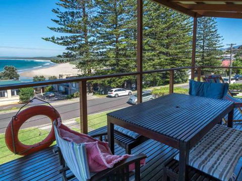 CARMELONE Gerroa 4pm Check Out On Sundays - Australia Accommodation 0