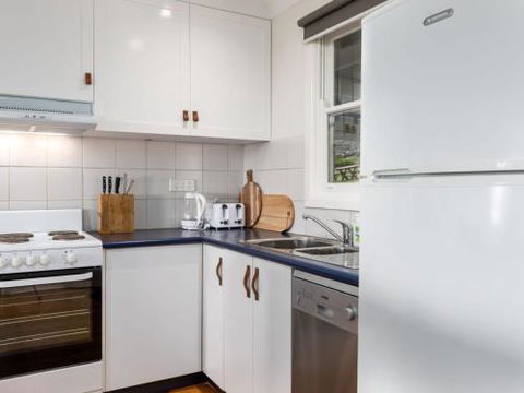 SEAWAYS Gerroa 4pm Check Out On Sunday - Australia Accommodation 2