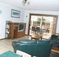 66 Pacific Drive - Australia Accommodation
