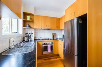 KIM 2BDR West Melbourne Apartment - Australia Accommodation 4