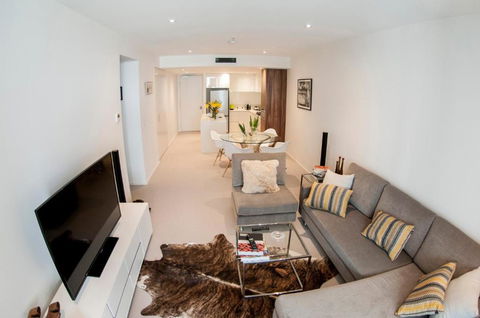 KUI Manhattan Apartments - Australia Accommodation 4