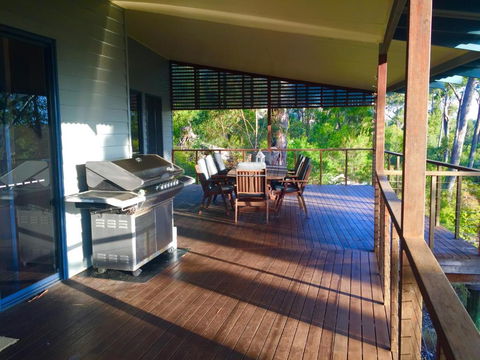 The Holiday House - Australia Accommodation 6