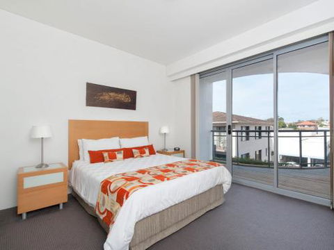Cote DAzur Unit 7 / 61 Donald Street - Australia Accommodation 3