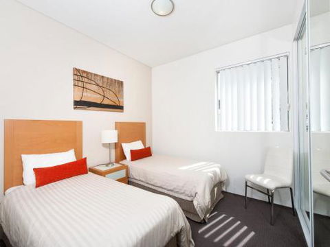 Cote DAzur Unit 7 / 61 Donald Street - Australia Accommodation 1