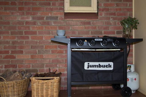 Avoca House Circa 1900 Gorgeous Federation Home - Australia Accommodation 6