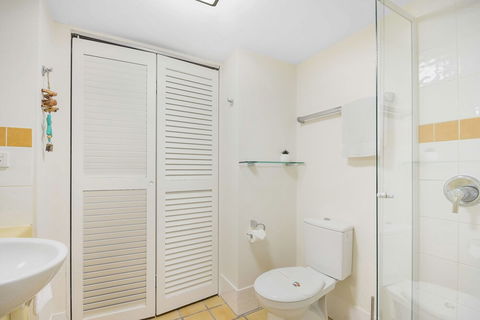 Alex Beach Resort 412 - Australia Accommodation 2